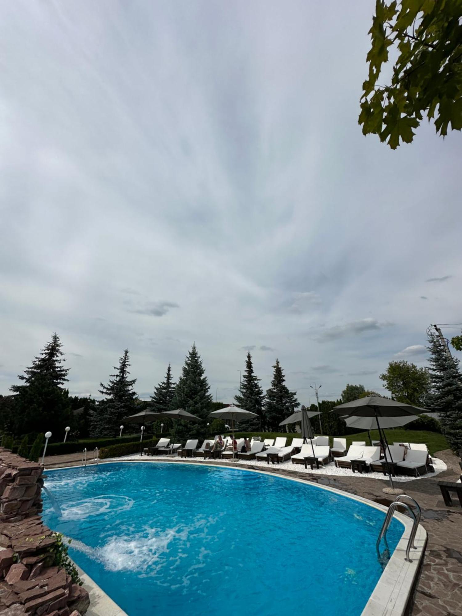 Grigliata Motel And Pool Глеваха Екстер'єр фото